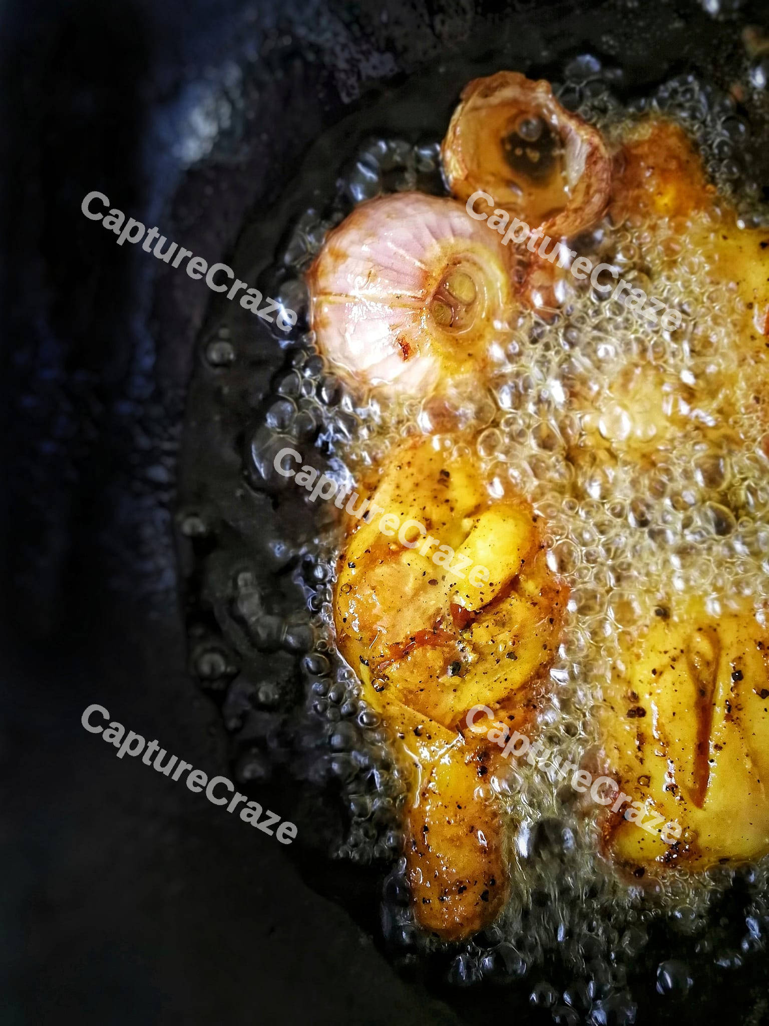 Chicken legs in the boiling oil